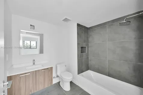840 NE 130th Street North Miami FL 33161