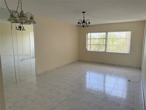 2820 NE 201st Terrace Aventura FL 33180