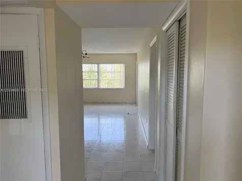 2820 NE 201st Terrace Aventura FL 33180