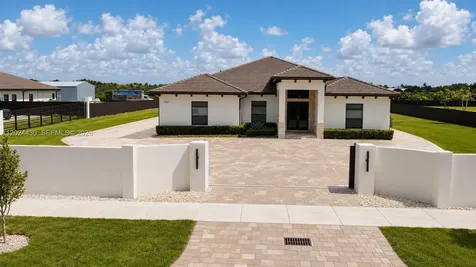18321 SW 224th Street Miami FL 33170