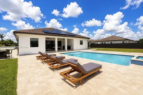 18321 SW 224th Street Miami FL 33170