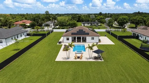 18321 SW 224th Street Miami FL 33170