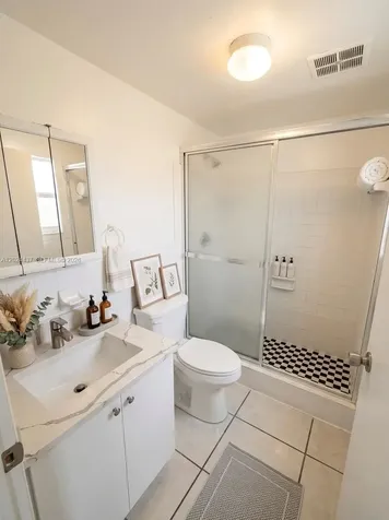 2745 W Okeechobee Road Hialeah FL 33010