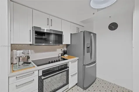 17145 N Bay Road Sunny Isles Beach FL 33160