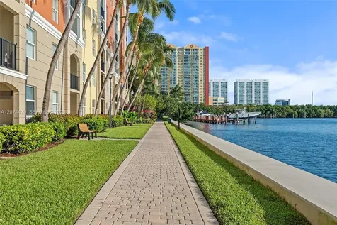 17145 N Bay Road Sunny Isles Beach FL 33160