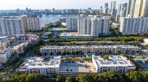 17145 N Bay Road Sunny Isles Beach FL 33160