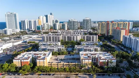 17145 N Bay Road Sunny Isles Beach FL 33160