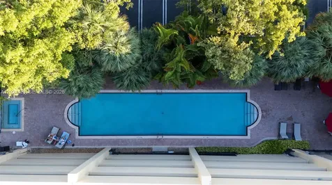 17145 N Bay Road Sunny Isles Beach FL 33160