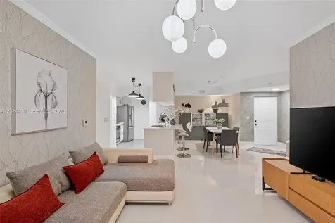 17145 N Bay Road Sunny Isles Beach FL 33160