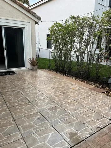 1467 Sunset Way Weston FL 33327