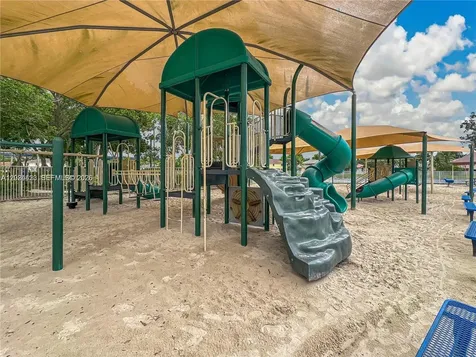 1467 Sunset Way Weston FL 33327