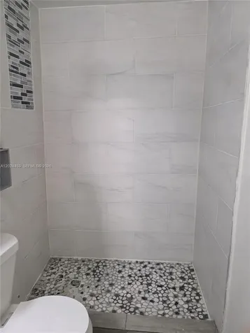 17901 NW 68th Avenue Hialeah FL 33015