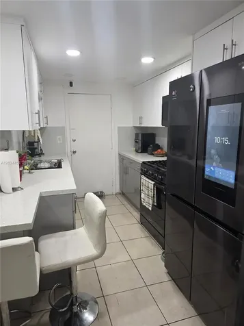 17901 NW 68th Avenue Hialeah FL 33015