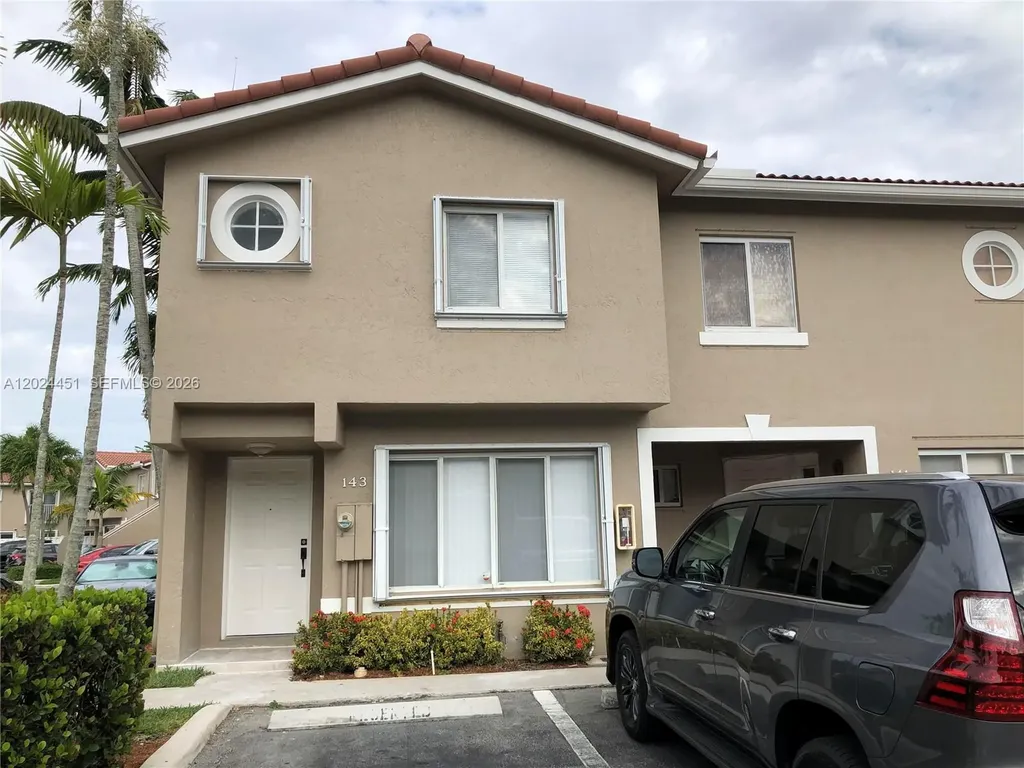 143 Riviera Circle Weston FL 33326