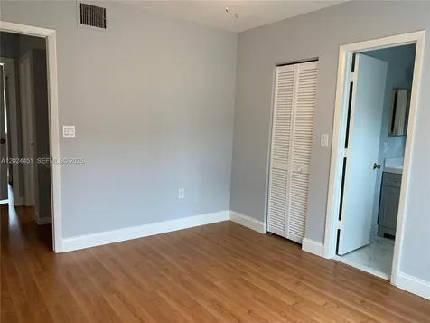143 Riviera Circle Weston FL 33326