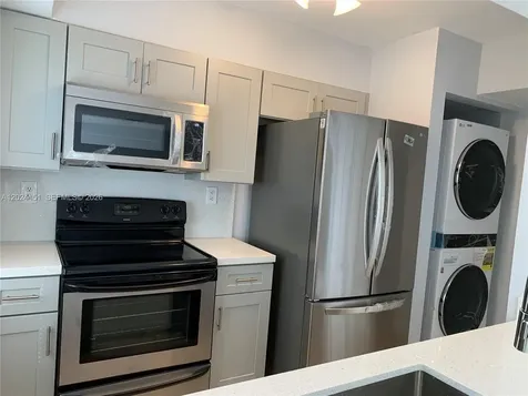 143 Riviera Circle Weston FL 33326