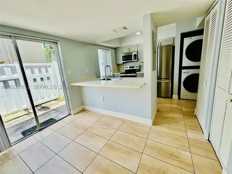 143 Riviera Circle Weston FL 33326