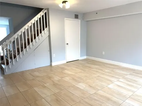 143 Riviera Circle Weston FL 33326