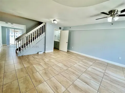 143 Riviera Circle Weston FL 33326