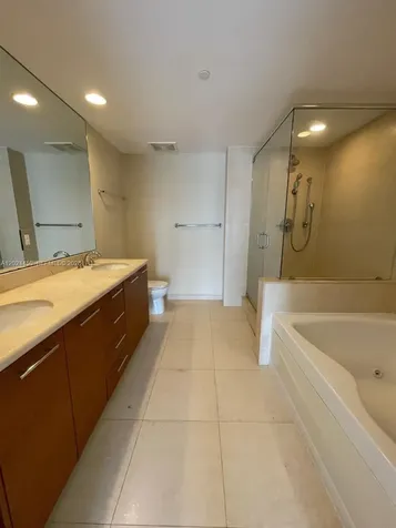 50 Biscayne Boulevard Miami FL 33132