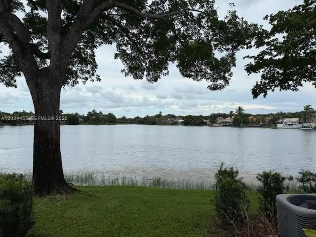 2856 Cambridge Lane Cooper City FL 33026
