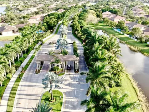 4486 W Whitewater Avenue Weston FL 33332