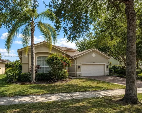 4486 W Whitewater Avenue Weston FL 33332