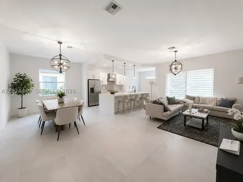 4486 W Whitewater Avenue Weston FL 33332