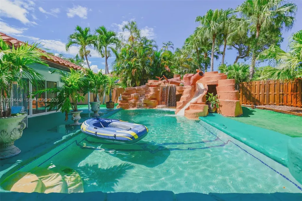 2900 NW 25th Way Boca Raton FL 33434