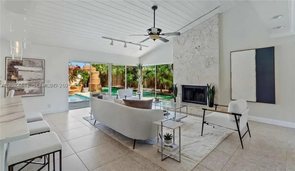 2900 NW 25th Way Boca Raton FL 33434