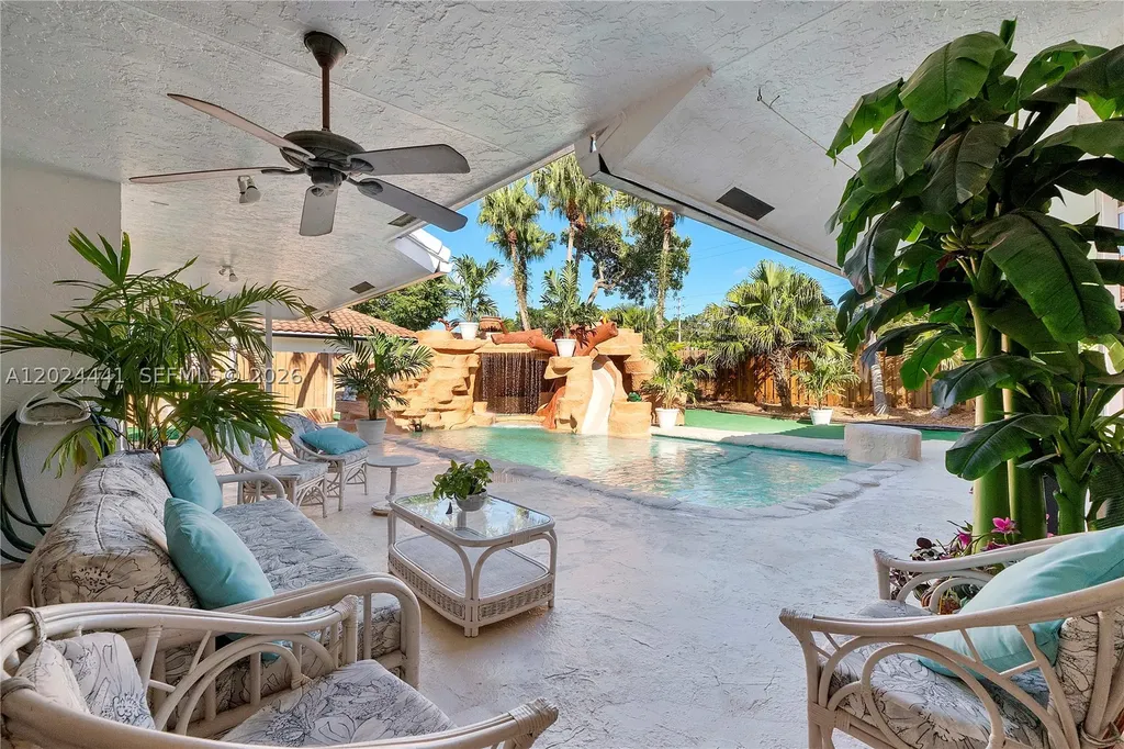2900 NW 25th Way Boca Raton FL 33434