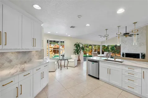2900 NW 25th Way Boca Raton FL 33434