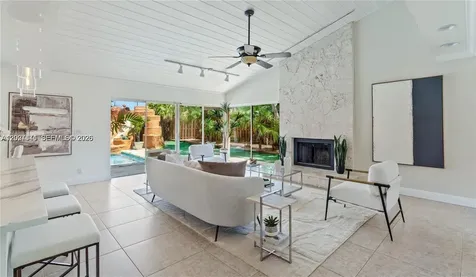 2900 NW 25th Way Boca Raton FL 33434