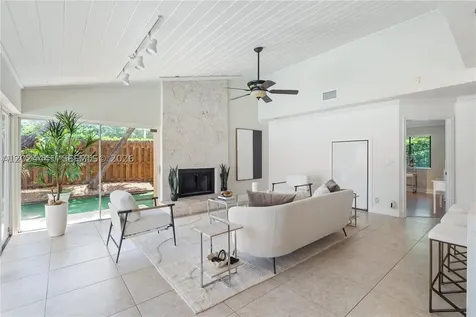 2900 NW 25th Way Boca Raton FL 33434