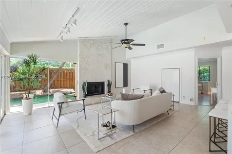 2900 NW 25th Way Boca Raton FL 33434