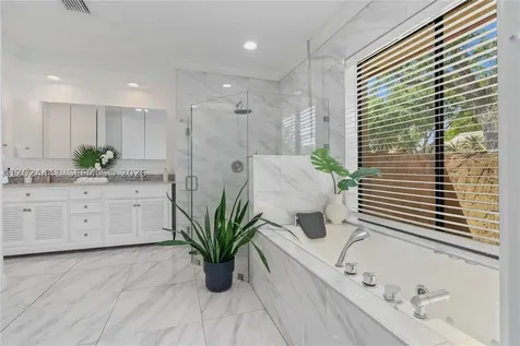 2900 NW 25th Way Boca Raton FL 33434