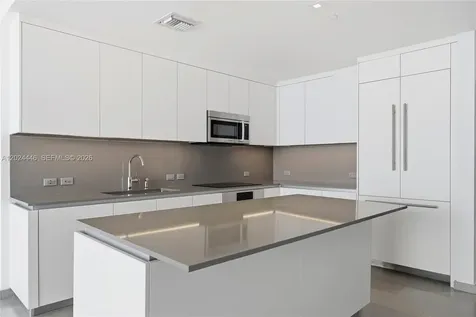 88 SW 7th Street Miami FL 33130