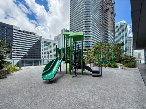 88 SW 7th Street Miami FL 33130