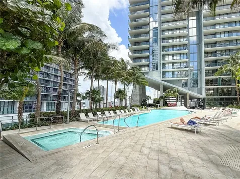 88 SW 7th Street Miami FL 33130