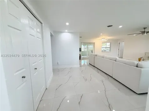 2212 Club House Road North Fort Myers FL 33917