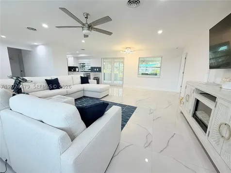 2212 Club House Road North Fort Myers FL 33917