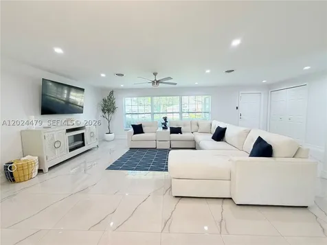 2212 Club House Road North Fort Myers FL 33917