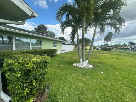 2212 Club House Road North Fort Myers FL 33917