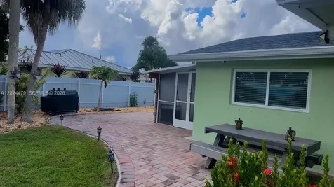2212 Club House Road North Fort Myers FL 33917