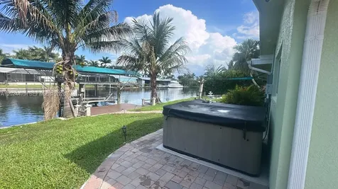 2212 Club House Road North Fort Myers FL 33917