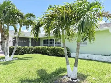 2212 Club House Road North Fort Myers FL 33917