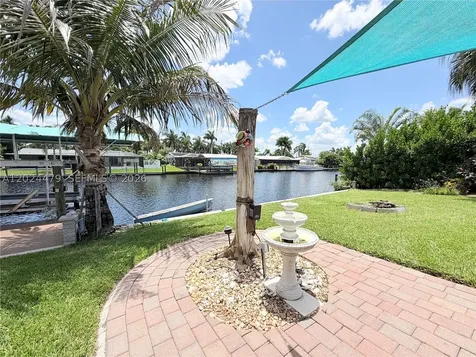 2212 Club House Road North Fort Myers FL 33917
