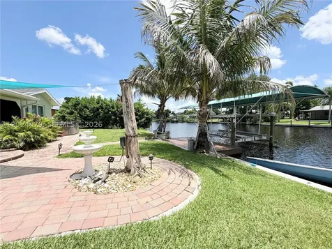 2212 Club House Road North Fort Myers FL 33917