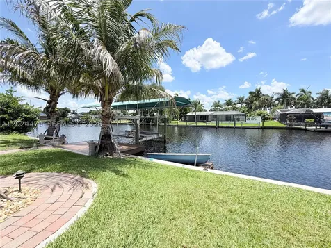2212 Club House Road North Fort Myers FL 33917