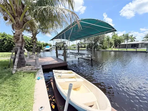2212 Club House Road North Fort Myers FL 33917